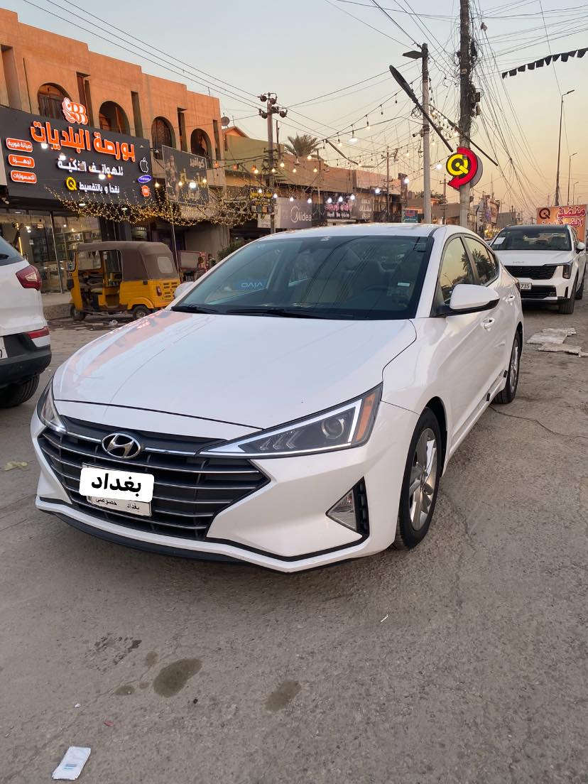 السلام عليكم
النترا 2020 رقم بغداد مشروع وطني تحويل مباشر
 حسيات مري           السعر 160
نضام توقف ذاتي
تحديد مسار 
كير AT
محرك 2000
تخم تاير 
دوشمه عامً 
ماشيه 95
حادث والسونار مرفق بال صور
مكاني بغداد مدينه الصدر 
اللاستفسار ***********
