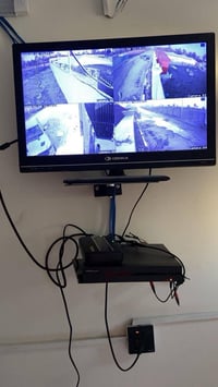 كهربائي • تركيب كامرات • شقلاوة