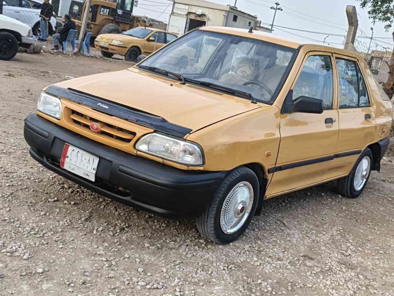 سلام عليكم سايبه موديل 2016 رقم بغداد 
مصفره غرامه وعليه هيئة 140 فقط 
كير ومحرك بجيس 
حداديه وتخم تاير خير من الله 
تبريد شغال 
السعر 33وبيها مجال 
مكان ديوانيه عفك ***********
