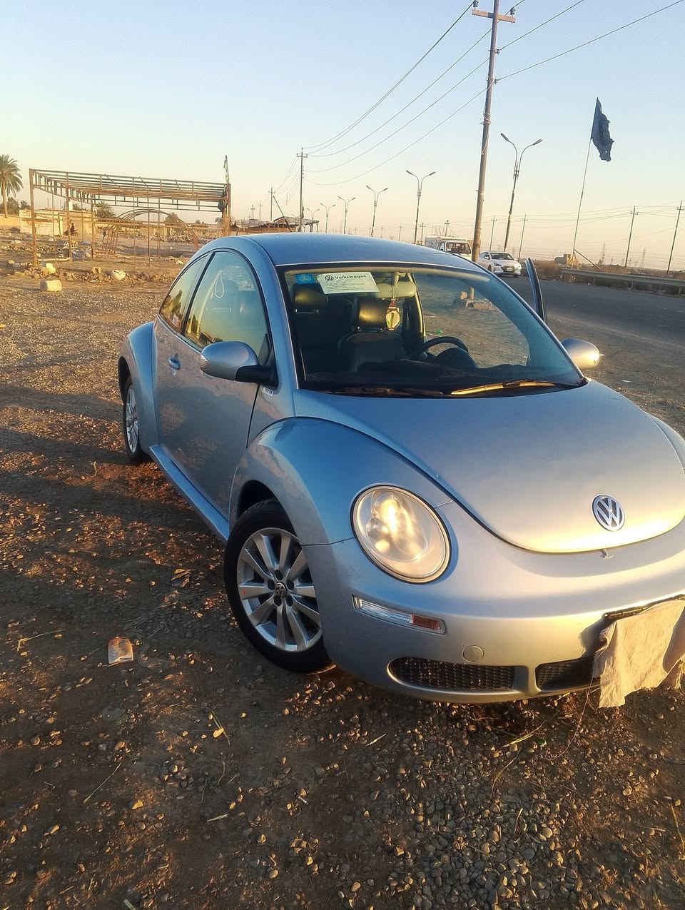 السلام عليكم للبيع فولكس فاجن بيتل 2010 وارد امريكي  رقم بغداد. مشروع وطني باسمي السياره جاهزه وكامله  مكينه 5 سلندر 2.5 للبيع سعرها 67  وبيها مجال حك الجيه  ***********
