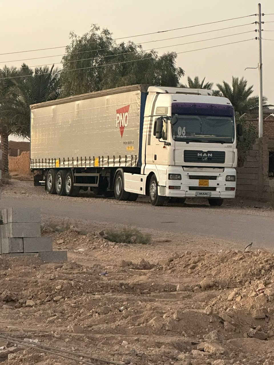 سلام عليكم اخوان مان موديل 6 سياره جهازه من كلشي تيرات تخم جديد رتايدر ثلاجه تحويل مباشر سنيه ماصقطه هزه جديده هاذه رقمي ***********
