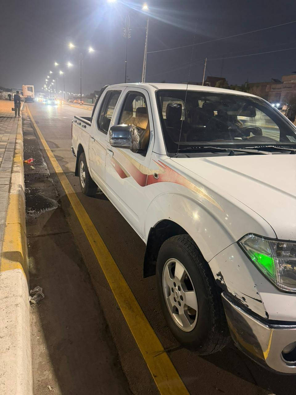 نيفارا 2011 شوفت عينك كير عادي رقم بغداد تحويل ثاني يوم عنوان مدينه الصدر سعر 95 الرقم ***********
