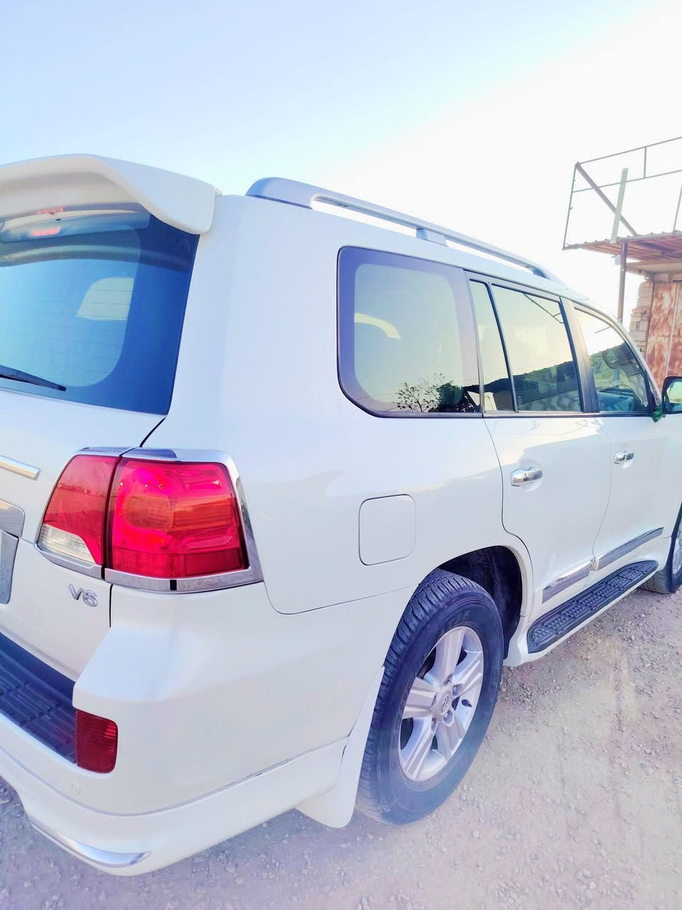 السلام عليكم
لاند كروزر موديل2014
بريم اصل فول مواصفات 1/1
ماشيه 170 حقيقي
                              محرك كير مكفرلات V6
رفم بغداد 11 بسمي سنويه ل 2030
مداور ثاني يوم
بيه باب جهة الأ يمن الكدام بس مفتوح البلادي
والباقي كفاله عامه
مكان السياره نجف طريق كربلاء
السعر 345    ، وبيه مجال
***********
