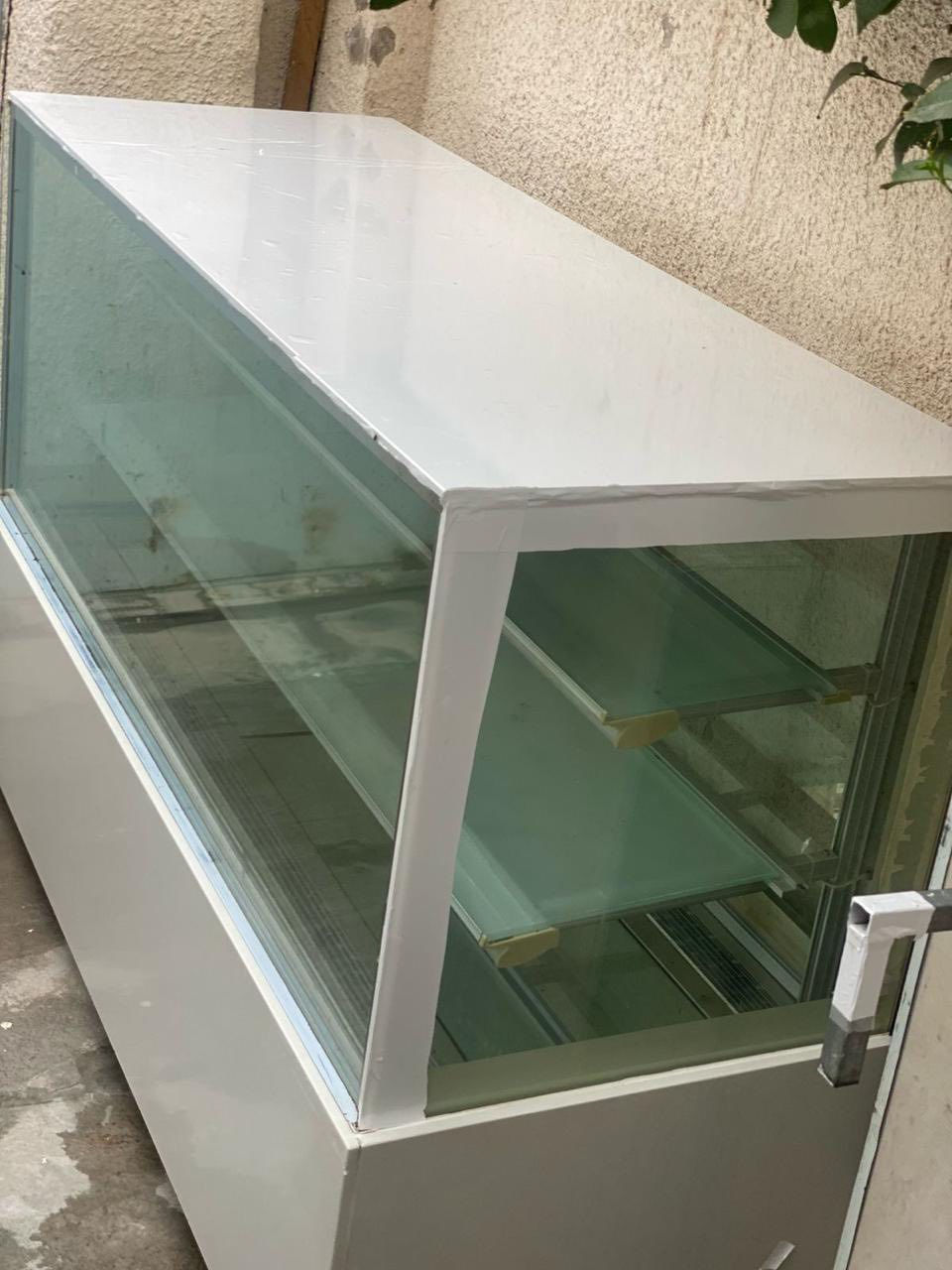 سلام عليكم عارضات لبيع مكانهن الشعب السعر مليون وربع بيهن مجال تواصل ***********
