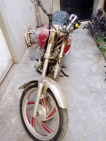 سلام عليكم ماتور جني محرك 200 بيهن صرف سعر 160 الف
***********
