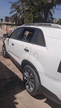 السيارة البارحة اضررت للبيع  تحويل مباشر  07724710609