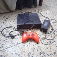 اكس بوكس 360 مستعمل موسم واحد للبيع بيه 140 لعبه و بيه العاب قويه مثل ...