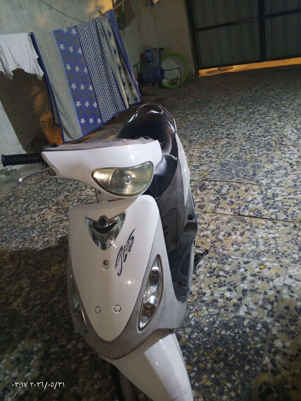 دراجه ماكس قجمه نضافتها 95٪ 100ب 950 الف وبيها مجال كفرات هذني تجاويات كفراتها بلاد لون بحري دراجه كلش نضيفه برغي ما مفتوح بيها بس كفرات كهربات سلف عندر كلشي شغال ما بيها اي نقص صارلها 20 يوم من طالعه من رمبه مكاني بصره معقل للاستفسار ***********

