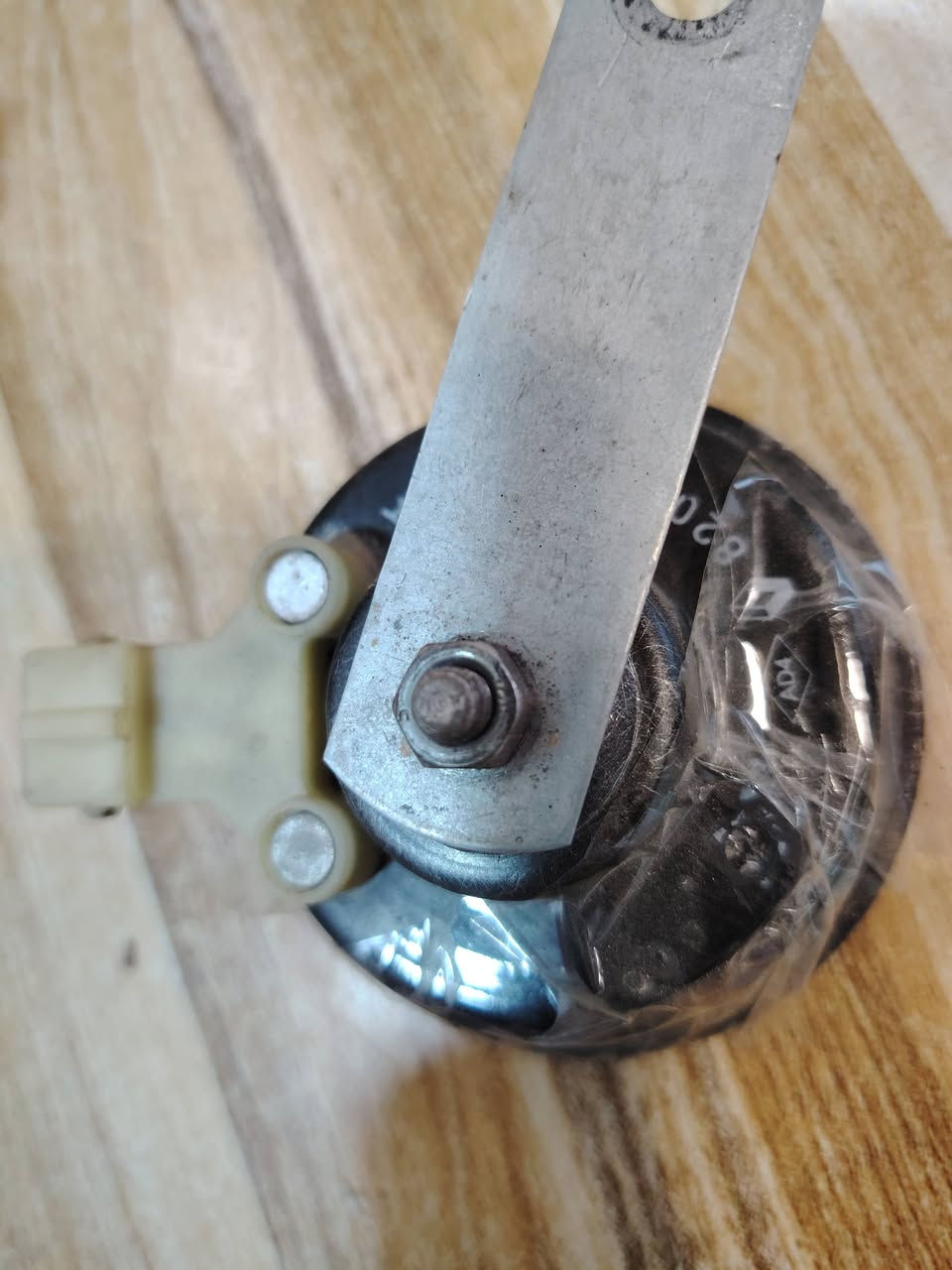 السلام عليكم
من رخصه الأدمن غراض رينو للبيع
شرط اصلي وعلى الفحص مكاني الديوانيه قضاء غماس للأتصال *********** أو المراسله
