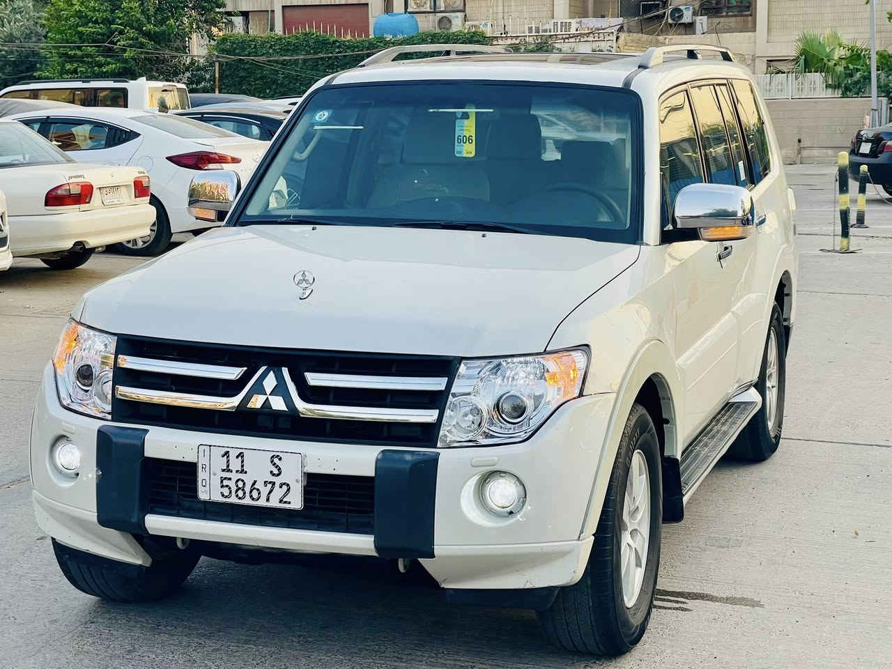 سلام عليكم 
نظافه 100/100

2008 خليجي فول مواصفات حبتور 
محرك 300
لو صدفي 
صبغ جاملغ امامي فقط بدون دواخل اثر شخط 
7 راكب سلات 
دمام زنون زراك لايت 
صاج كشنات كهرباء 
شاشة كامرة حساس خلفي 
مري شفط اشاير بلمري
رقم وهزه جديد 
مكان سياره بغداد شقق الصالحيه 
هاتف ‭0772 256 9823‬
                                         سعر 125$
