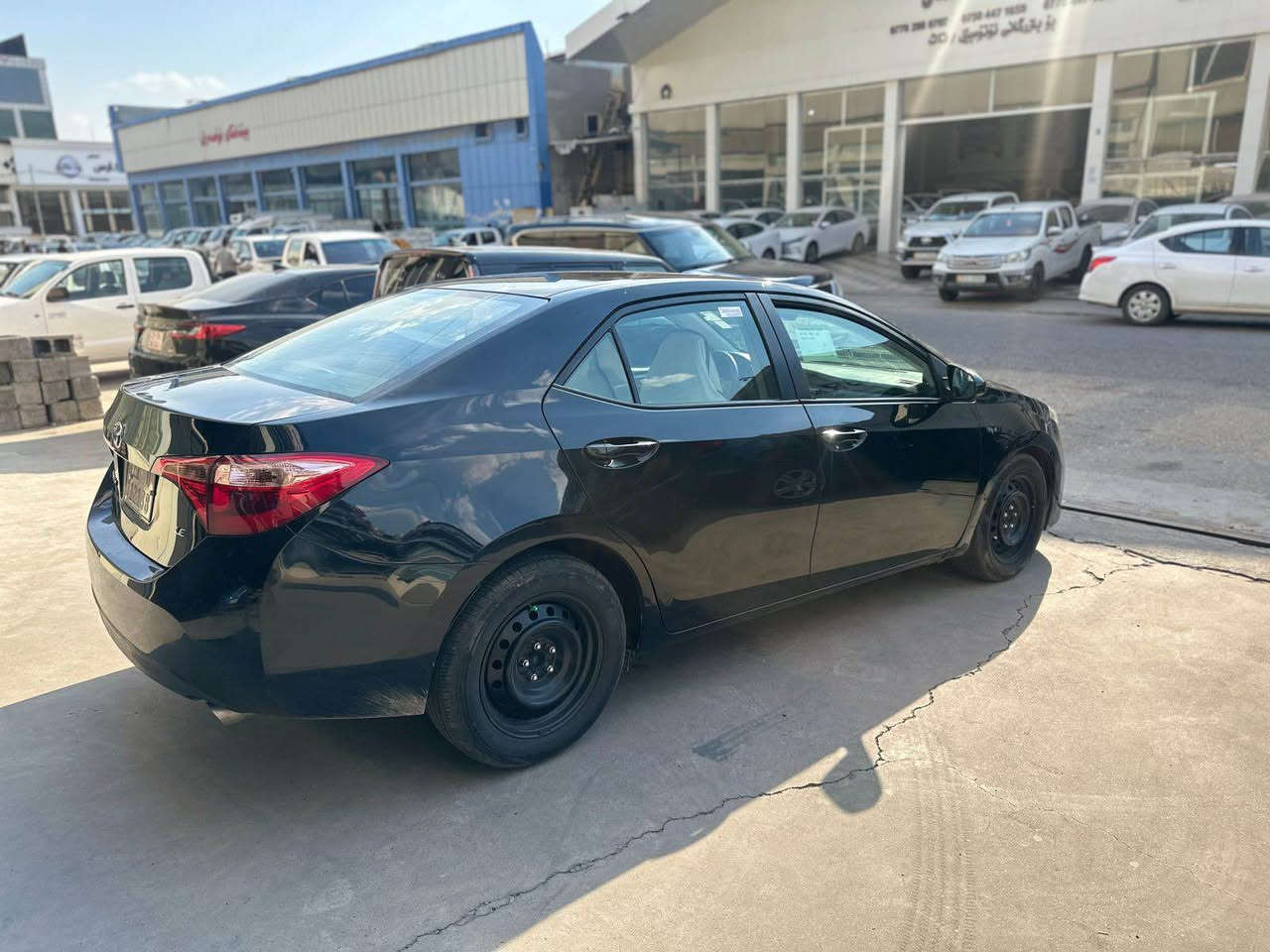 كورلا 2018 وارد أمريكي 🇺🇸
فئة LE (Corolla)
السعر 119ورقة و بيها مجال بسيط

ماشية: 43  ألف ميل فقد
رقم: سليمانية تحويل و غرامة شرط

✨ المواصفات ✨
 • محرك اقتصادي قوي وعملي حجم 18
 • ويل عادي 
 • شاشة + بلوتوث
 • كاميرا خلفية
 • مثبت سرعة
 • تحكم بالستيرن
 •  ترحيب أبواب
 • كشنات جلد ومخمل مريحة
 • إنارة LED
 • وضعية S

🚗 السيارة  :جملغ و باب خلفي كلير امريكي و بنيد مبدل شركة بدون دواخل بدون ارباك 
✔️ نظيفة جداً استخدام يومي وما تحتاج أي شي
واتساب و كورك 
*********** اكر, نينوى
