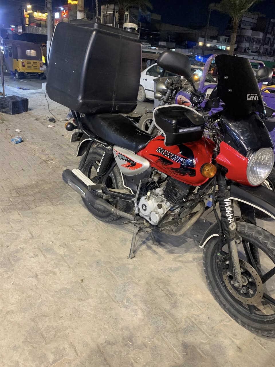 دراجه بوكسر موديل 23 شهر 10 دراجه كفاله عامه وانضف من صور اوراق كامله  ***********
#عام #بيع_وشراء_دراجات #كروبات_بوكسر
