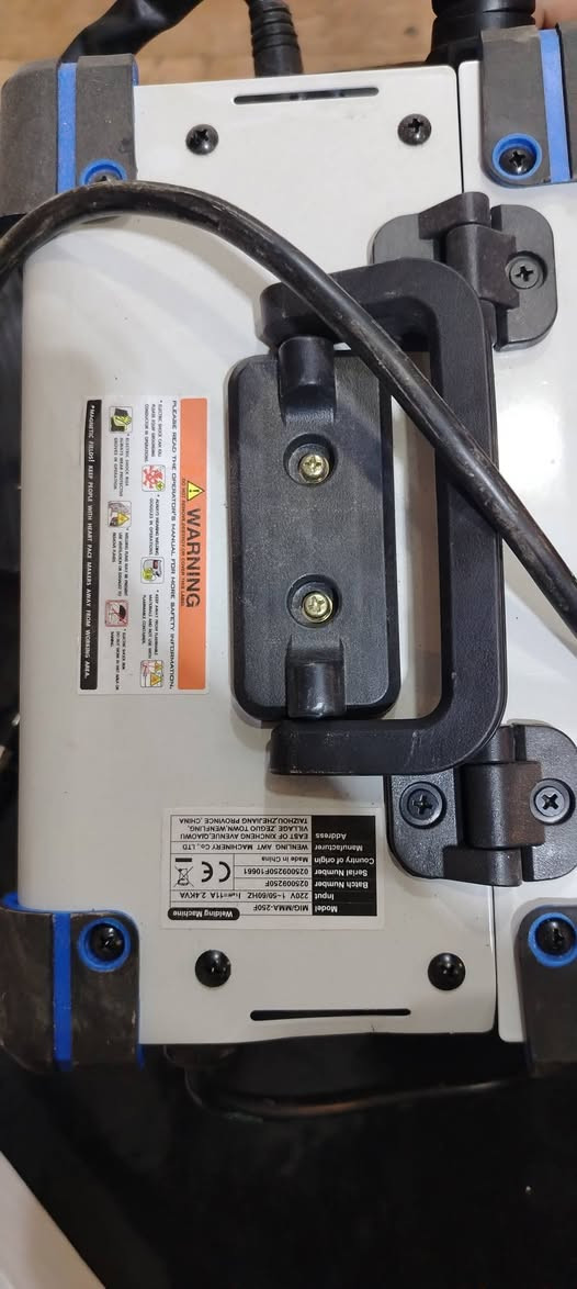 السلام عليكم مكينه لحيم تريده اركون تريده لحيم عادي تلحم معادن هم جديده لوك فقط فحصته اعلى سعر حبايب


**إذا كنت صاحب هذا الإعلان وتريد حذفه لأي سبب، رجاءا أرسل رسالة إلى الدعم الفني**