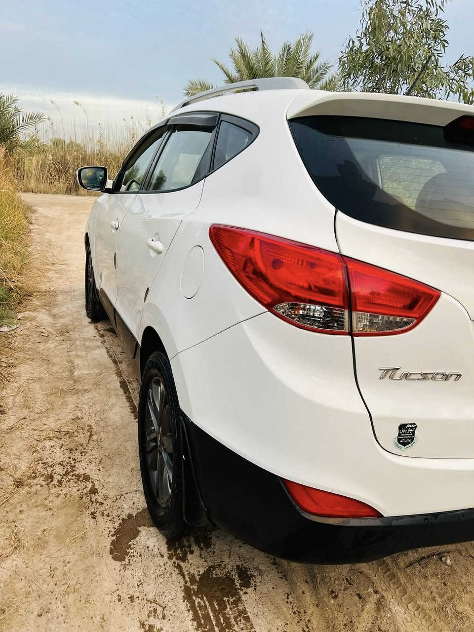 السلام عليكم 
توسان مديل 2014 
رقم بابل إنكليزي 
سنويه ال 30 بسمي مداور ثاني يوم 
السياره مكفوله كفاله عامه ما عد شبر بارد موضوح للسونار للمنشور 
السياره ويل اسود داخل جلد  بجم ال 2015 جاهز ع آخر حبايه 
السعر 160 
مكاني بابل 
الاستفسار اتصل ‭0772 392 3876‬
***********
