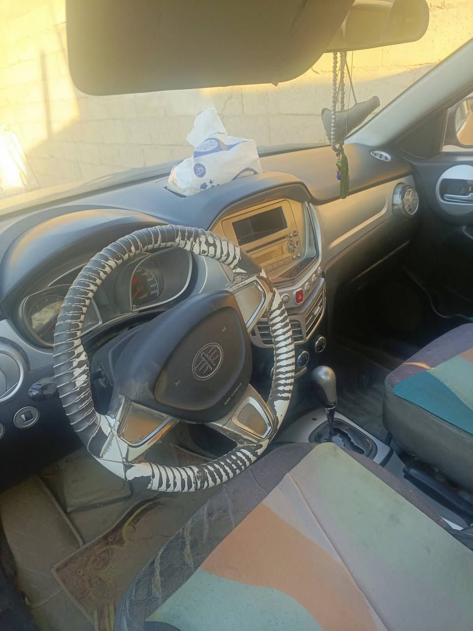 سياره فاو للبيع او الامراوس رقم قادسية موجودة في الديوانية ***********
