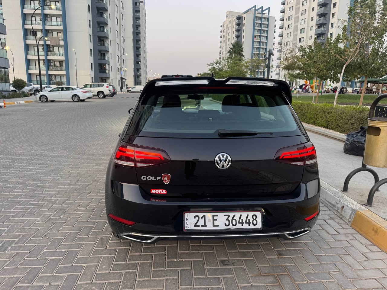 گۆڵف tsi 2019
یەک پارچە بۆیاغی هەیە بێ ناوگرتن ئێرباگی سیستەم کراوەتوە 
بۆی دانراوەتەوە گێر و مەکینەی بە شەرت بێ کرانەوە سەیارەیەکی زۆر پاکە 140 هەزار کیلۆ مەتر رۆشتوە مەکینەی ١.٤ تۆربۆ مەرغوب رادار پێش پشت و تەنیشت ئۆتۆ ستۆپ
نرخ ١٢١ مەجالێکی کەم
*********** كركوك, العراق
