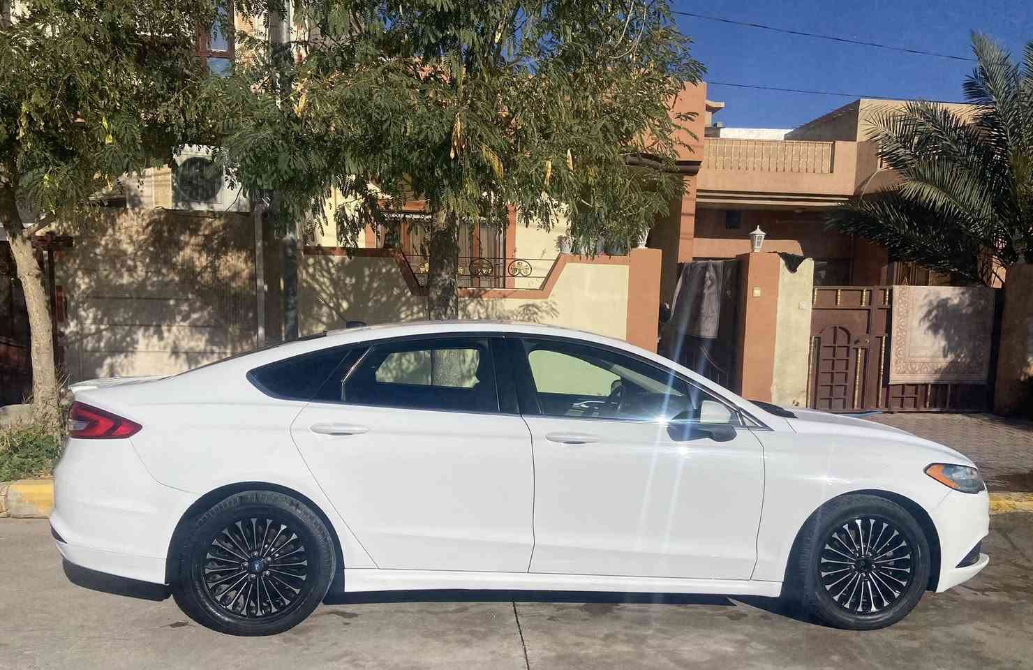 🧿بـــســم الـــلـــه مـــاشــاء الــلــه🧿

ملاحظة:- مـتـوفـرة ســيارات داخــل الـصـفحــة

سيارة وارد الامريكي

Ford Fusion 2017 SE

للبيع  فورد فيوجن 2017  
محرك 2500 تنفس طبيعي

المواصفات : 

•حساسات خلفية  

• كراسي كهرباء 

• تشغيل بصمة وبصمة ابواب 

• كاميرا خلفية دوارة 

• حساس مطر

• شاشة كبيرة

° نظام Eco لتوفير الوقود

• هاند بريك كهرباء

• مثبت سرعة 

° نظام الملاحة gbs

• اجهزة سلامه عامه SRS + ABS

 • مانع انزلاق

 • كود أبواب لفتح السيارة في حالة فقدان المفتاح

• نظام اوامر صوتي

وبيها بعد هواي مواصفات ما ذكرتهن 

•رقم اربيل تحويل ثاني يوم

بدون صبغ فقط دعاميات صبغ 

ماشيه 171 الف كم 

•للأستفسار أتصال ***********

السعر / الطلب في التعليقات ستصلك رسالة فورية
___________________________________
السيارة اعلان ممول غير تابعه للصفحة ونحن ليس لدينا علاقة في تحديد السعر 
 وغير مسؤولين عن الاتفاق الذي يحدث بين البائع والمشتري 
مع تمنياتنا للطرفين بالتوفيق 🌷
