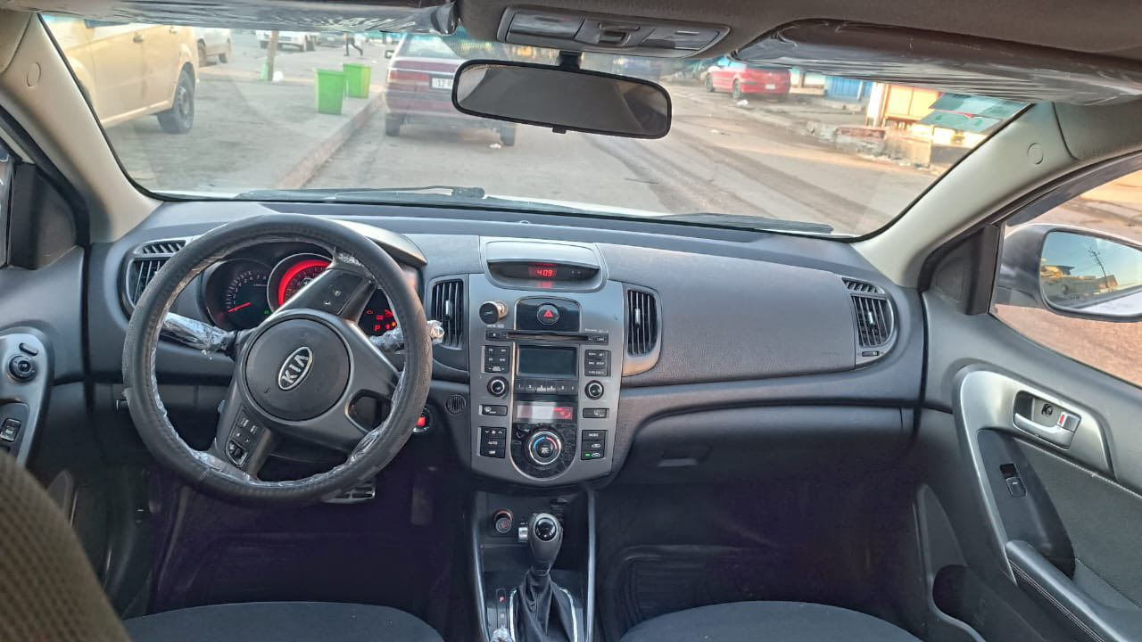 سيارة سيارتو 2011فول مواصفات
تشغيل بصمه 

تحكم استيرين

تنتا 
مري شفط
مابيها طخه بيها صبغ بوند 

الكير والمحرك شرط

السيارة جاهزه 

الاتصال على الرقم التالي 

***********
السعر 103وبيها مجال بسيط
