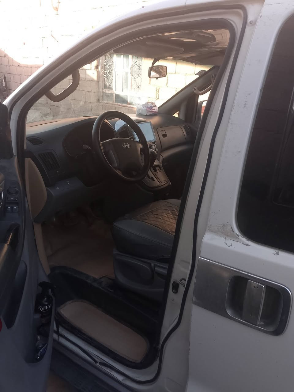 استاركس 2010.
مسكر.  سبلاين 7.  كير اوتماتيك 
حداديه جديده 
تبريد منضومه جديده 
تخم تاير 

***********
الشطره
السعر 115
قاعدة الدبل مبدله
