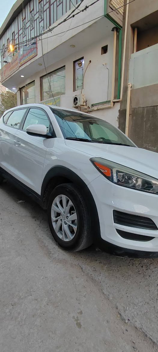 توسان 2019 امريكي
بدون صبغ حادثها موجود بالمنشور
محرك مجفت - ابيع محرك كايم
كير مكفول 
فقط تبديل دعامية
ماشية 77 الف
رقم بغداد بأسمي
شاشة تحكمات
اتو هولد
هندر بريك بصمة
مكان السيارة بغداد الكريعات
السعر
150 ورقة بيها مجال حك الجية
***********
***********
