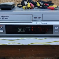باناسونيك • جهاز فيديو كاسيت • مشغل اقراص DVD • مسجل DVD • مسجل كاسيت ...