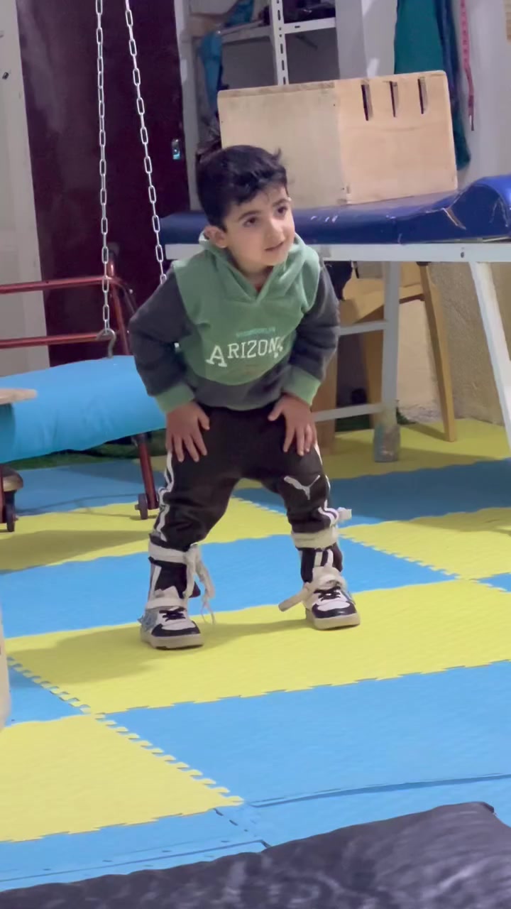 العلاج الطبيعي للأطفال 
الرميثه شارع الأطباء 

*********** واتساب
