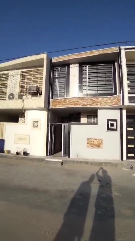 يا الله بيت طابق ونص مساحه 50 متر مجمع المصطفى على طريق كربلاء طوريج قرب جامعه الفريحه وقرب مدينه الزاري ويضن عندنا قطع وبيوت في جميع احيا كربلا اي استفسار ***********
