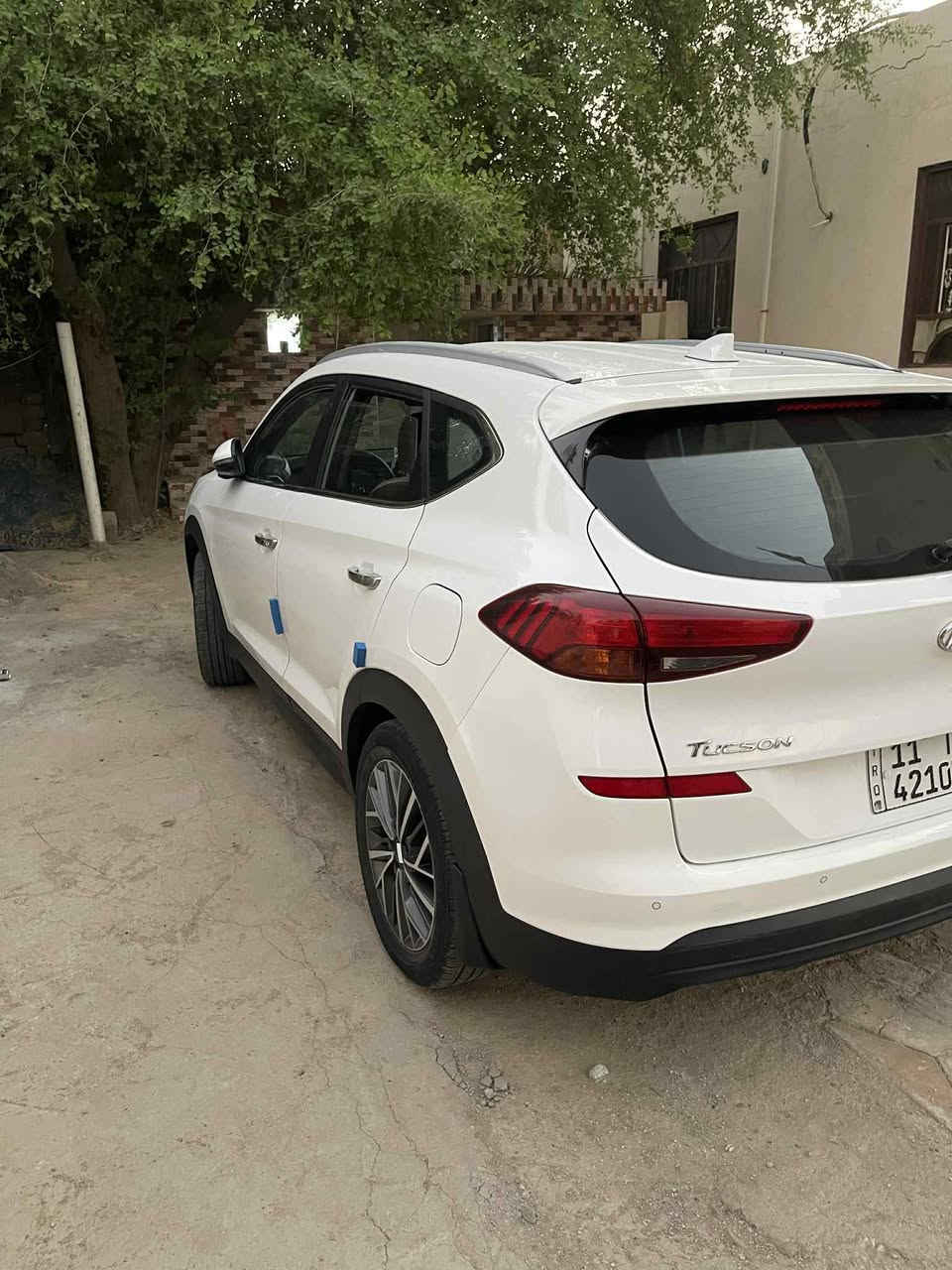 السلام عليكم
توسان خليجي موديل 2020 فول عده بنورما بصمه كراسي كهرباء تشغيل عن بعد ماشيه 76 بيهه صبغ باب جاملغ بدون دواخل فقط رش اثر طخه بسيطه سياره جاهزه بدون نقص 
السعر 18,200$ وبيهة مجال
***********
مكاني بغداد
