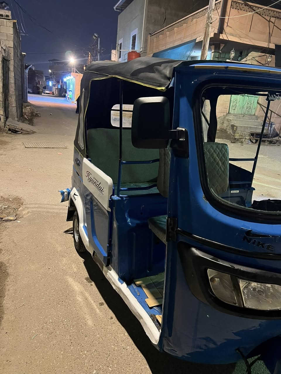 السلام عليكم البيع تكتك تي بي اس مديل 20طابه 21مكفوله من الضربه والصبغ وتبديل بس بدال والفات بيهه  بارد بل الغد فقط تخم تايرات جدد كهربائيات كلهه شغاله تكتك نضيفه وجديده رقم بصره نكليزي شرط تحويل السعر 6500وبيهه مجال الشراء الاستفسار نتصل ع رقم ***********وانا خادم
