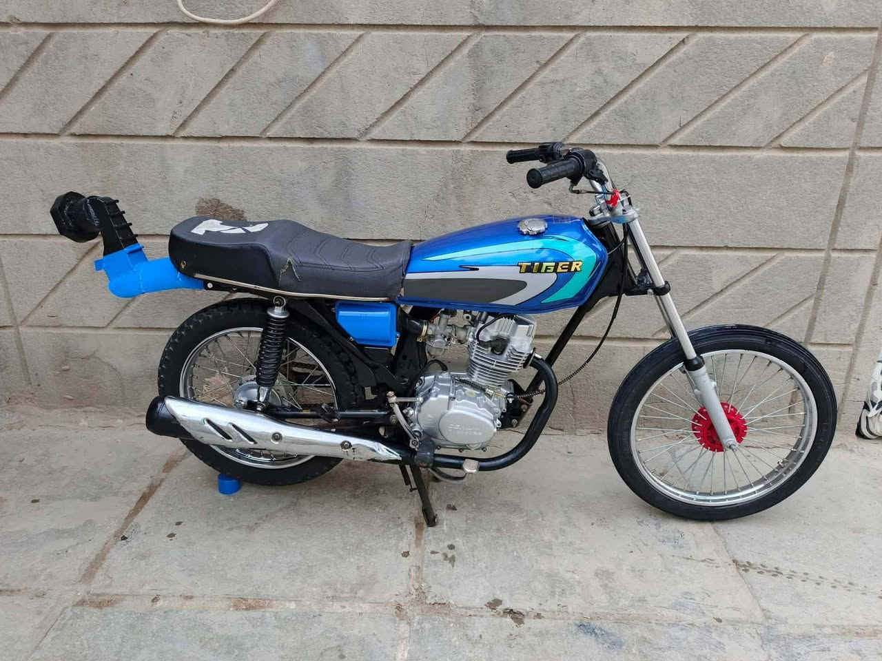 السلام عليكم دراجه البيع ***********
