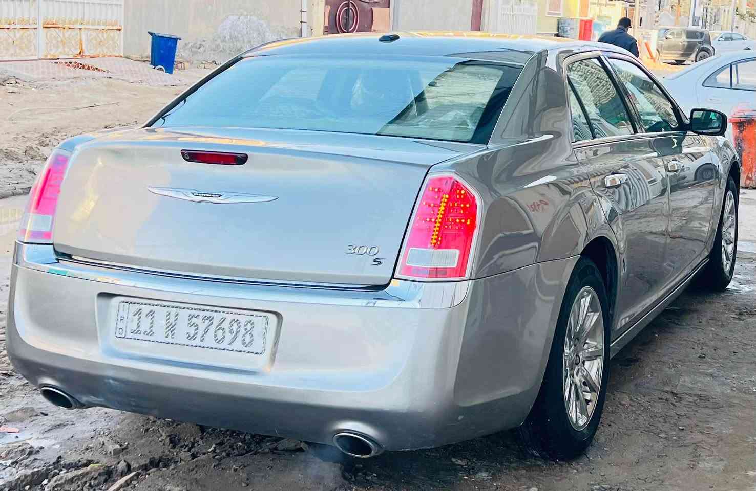 السلام عليكم اوباما موديل 2014 اصل رقم بغداد أنكليزي سنويه باسم اخوي تحويل مباشر مكفوله من الضربه بيه صبغ 4قطع بدون دواخل مكينه 3600تو ويل كير طياره دواخل بيجي كشنات جلد كهرباء شاشه جبيره كامره خلفيه ويل مكسيكي شفتات ستيرن فول عدا البانوراما سياره استخدام شخصي مكفوله مكينه كير حداديه تبريد تخم تاير مكاني ديوانيه سعره 165بيع فقط ت*********** ديوانية, القادسية
