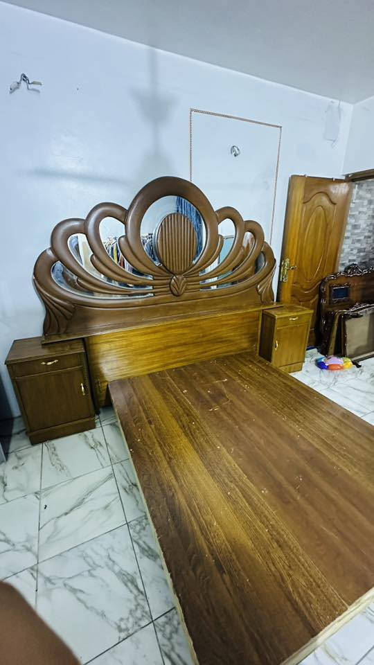 غرفه مستعمله بحاله نضيفه جدا
السعر 250 وبيهة مجال 
ملاحظه:بدون كنتور فقط الي واضح عصوره 
الرقم:***********
المكان بغداد الحريه
