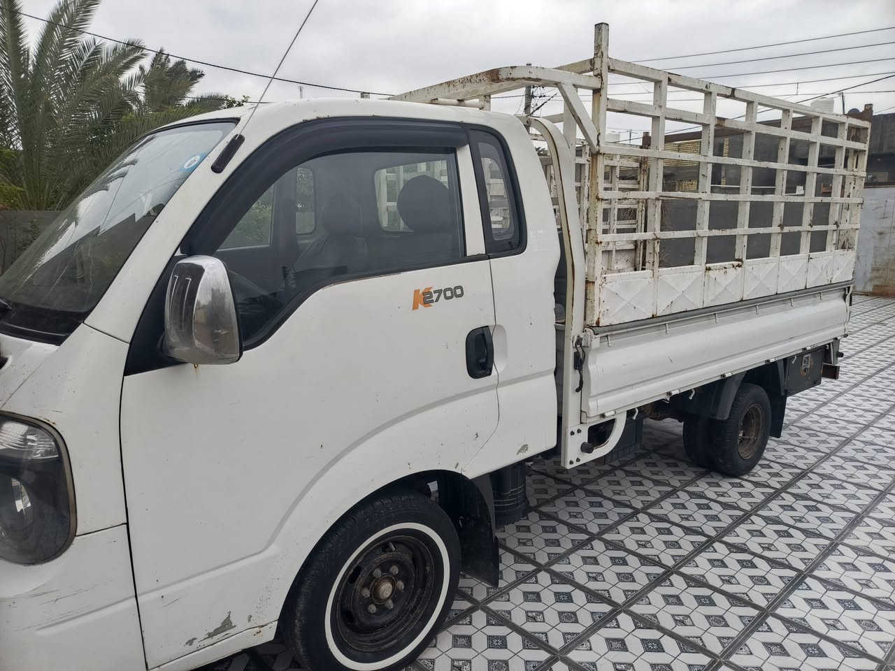 كيه للبيع موديل 2016
كامل مابيهه أي نقص تخم تاير 
تحويل ثاني يوم 
السعر 115 وبيهه مجال 
***********
