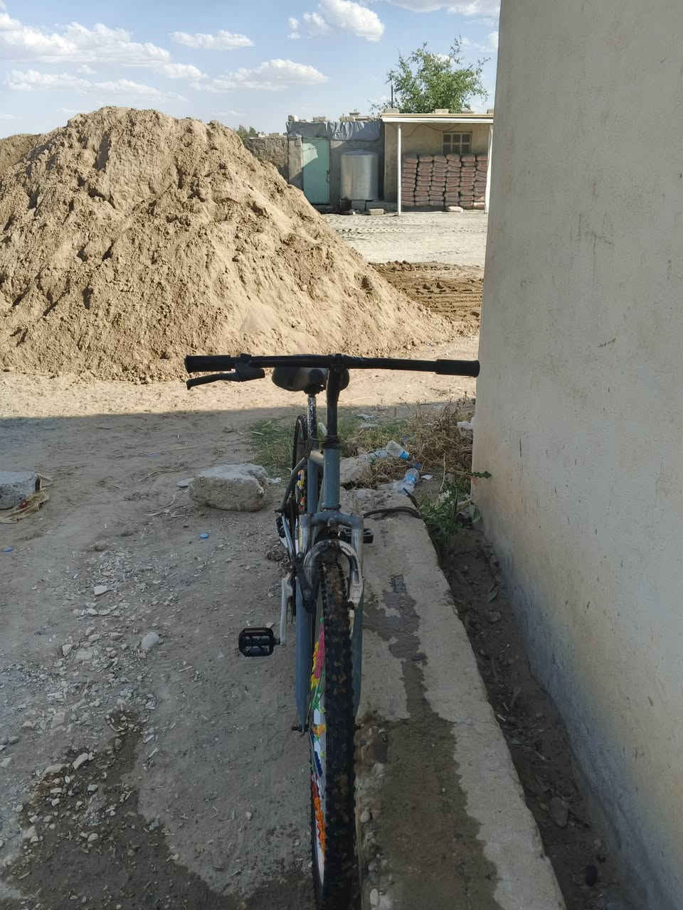 بايسكل للبيع سعر 50 بيها مجال حجم 26 رقم الهاتف ***********
