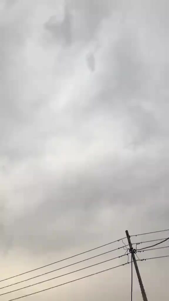 السلام عليكم دراجه محرك رابيدو ما مفتوح شاصي نامه شلامجه الدراجه كلك مثل ما تشوف مكاني بصره سيد سامي ***********. محرك 2021
