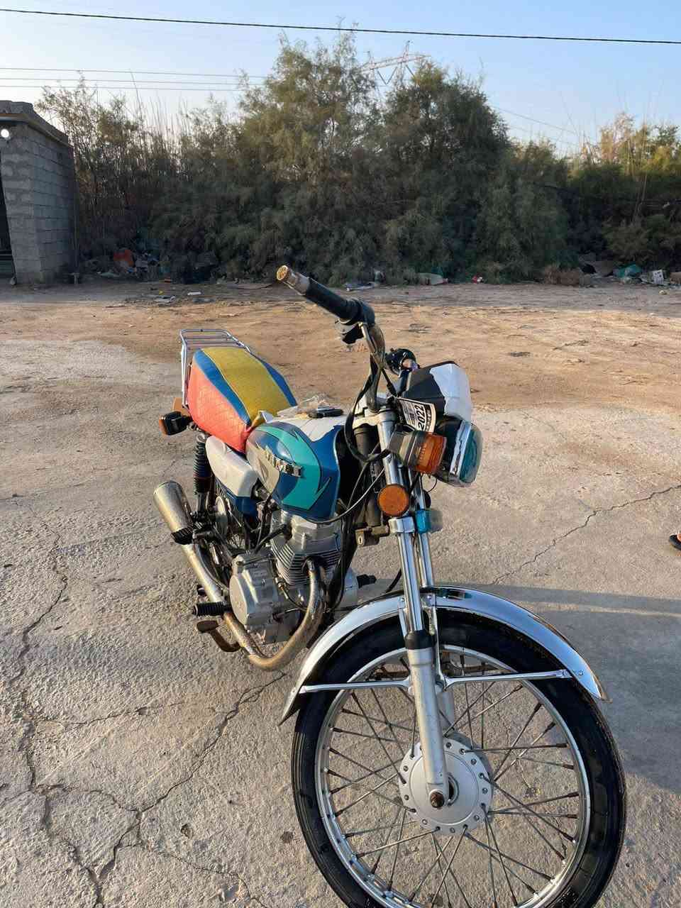 السلام عليكم دراجة شبه للبيع موديل ٢٢ أوراق خاص مفتوح أو انتصل ***********
