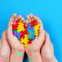 تأهيل أطفال التوحد • جلسات فردية وجماعية • واسط