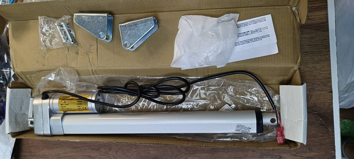 سلام عليكم رافعه هدروليكيه (12 فولت)  300 ملم
3000 نيوتن مقاومه للماء وتفاصيل بصور👇 سعرك وبالعافيه


**إذا كنت صاحب هذا الإعلان وتريد حذفه لأي سبب، رجاءا أرسل رسالة إلى الدعم الفني**