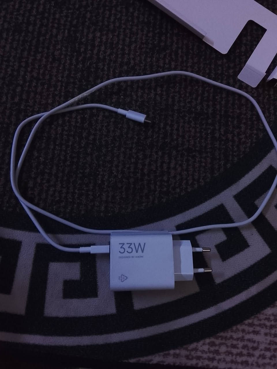 السلام عليكم 

جهاز ريدمي نوت 14 

الذاكرة 256

عشوائية 8 + 8 افتراضية. 

معالج  G 99 ultra. 

شاحنة 33 واط شحن سريع
مع كامل ملحقاته: 

كارتون. 
 وشاحنة وكيبل. 
وكفر. 

الجهاز جديد مستعمل 18 يوم فقط  نظيف مابي اي مشكلة. 

السعر 200 

واتساب ***********
مكاني بغداد حي العامل توصيل ماعدي.
