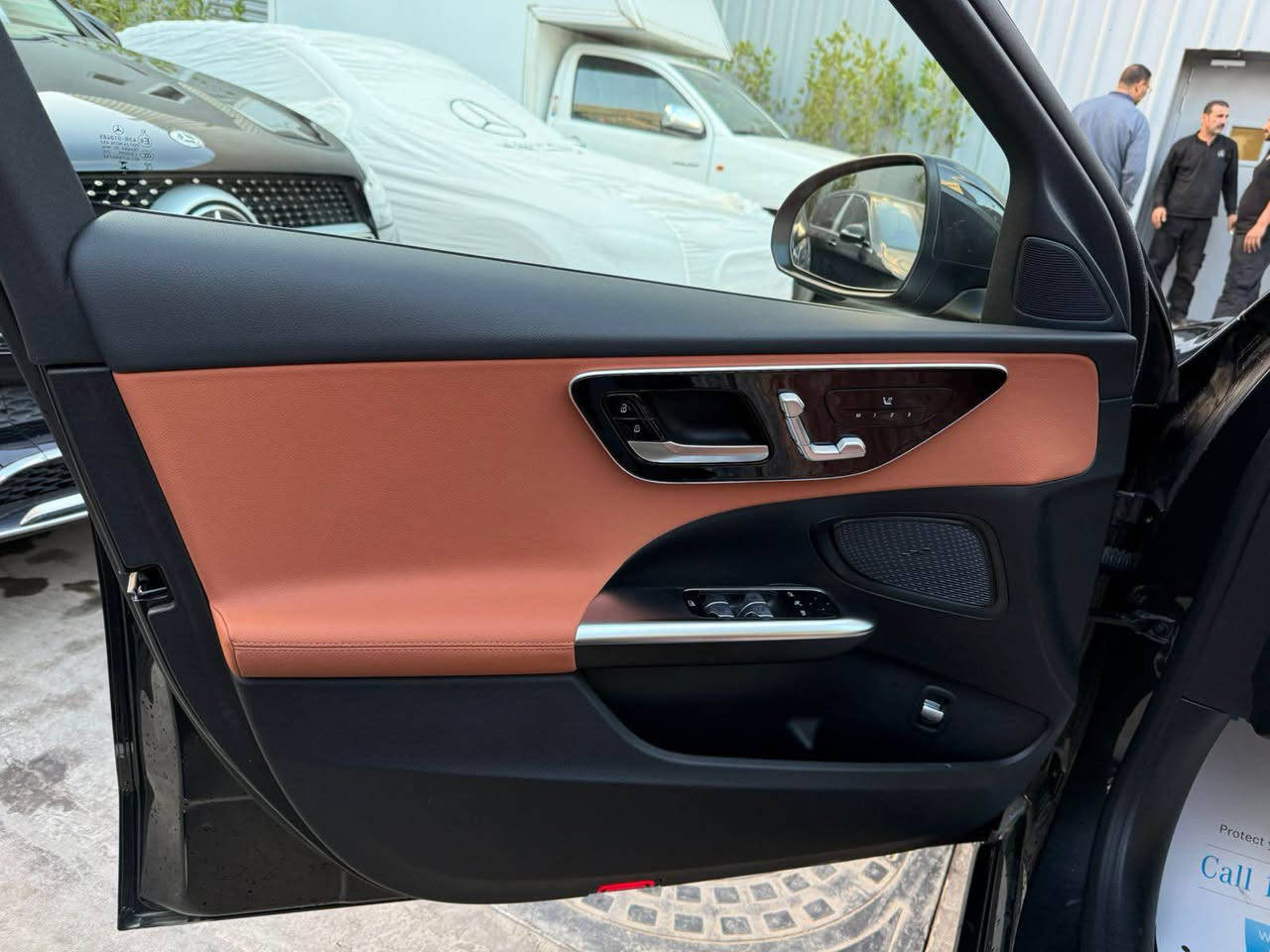 C180 - 2026
Wakel 
Panaroma 
Heated seats 
Memory seats 
Electric seats 
Zerooooo
5 years warranty الشيخ زايد, الجيزة


**إذا كنت صاحب هذا الإعلان وتريد حذفه لأي سبب، رجاءا أرسل رسالة إلى الدعم الفني**