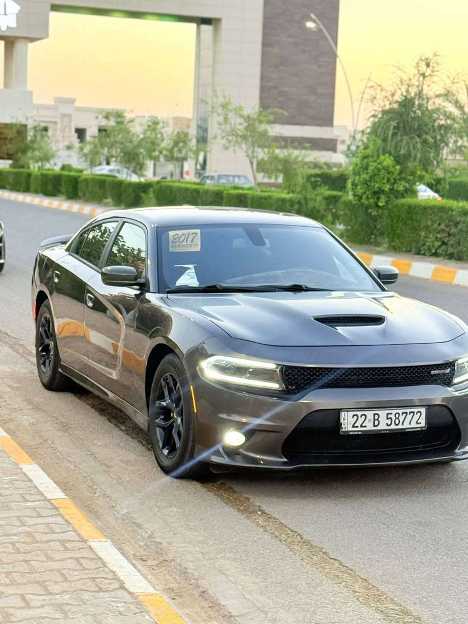 مكلف بل نشر الخاص مغلق جارجر 2017 لون فيلي 
جاملغ خلفي كلير ورا السكن  باب ورا السايق بارد 
مواصفات sxt كشنات حضن مخمل كهرباء 
شفتات ستيرن 
السياره تحديث كامل جي تي 
بنيد اصلي موجود 
ويل جي تي   18 وتخم تاير جديد 
صدر امامي خلفي جديد 
كشن حضن
شاشه كبيره
السياره رقم اربيل بأسمي
سياره نظيفه مبيها نقص برغي
السعر 185
***********
