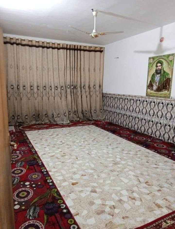 سلام عليكم بيت في المعامل السياحي البيت نضيف وبي قطعه ارض و ستقبال وبي غرفتين وبي هول مساحته 11 متر و مساحت البيت 450 البيت نضيف بناء حديث سعر البيت خاص على هاذا الرقم 👈 ***********👉 هاذا الرقم الستفسار
