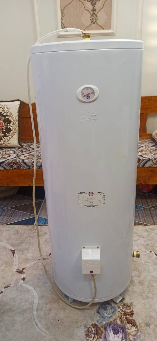 السلام عليكم اخوان كيزر نظيف كارتون الحساوي سعره 260 مكاني ناصريه مركز ***********
