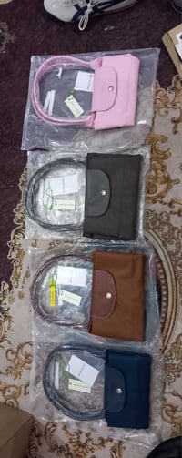 اكسسوار شخصي • قطعة • للبيع