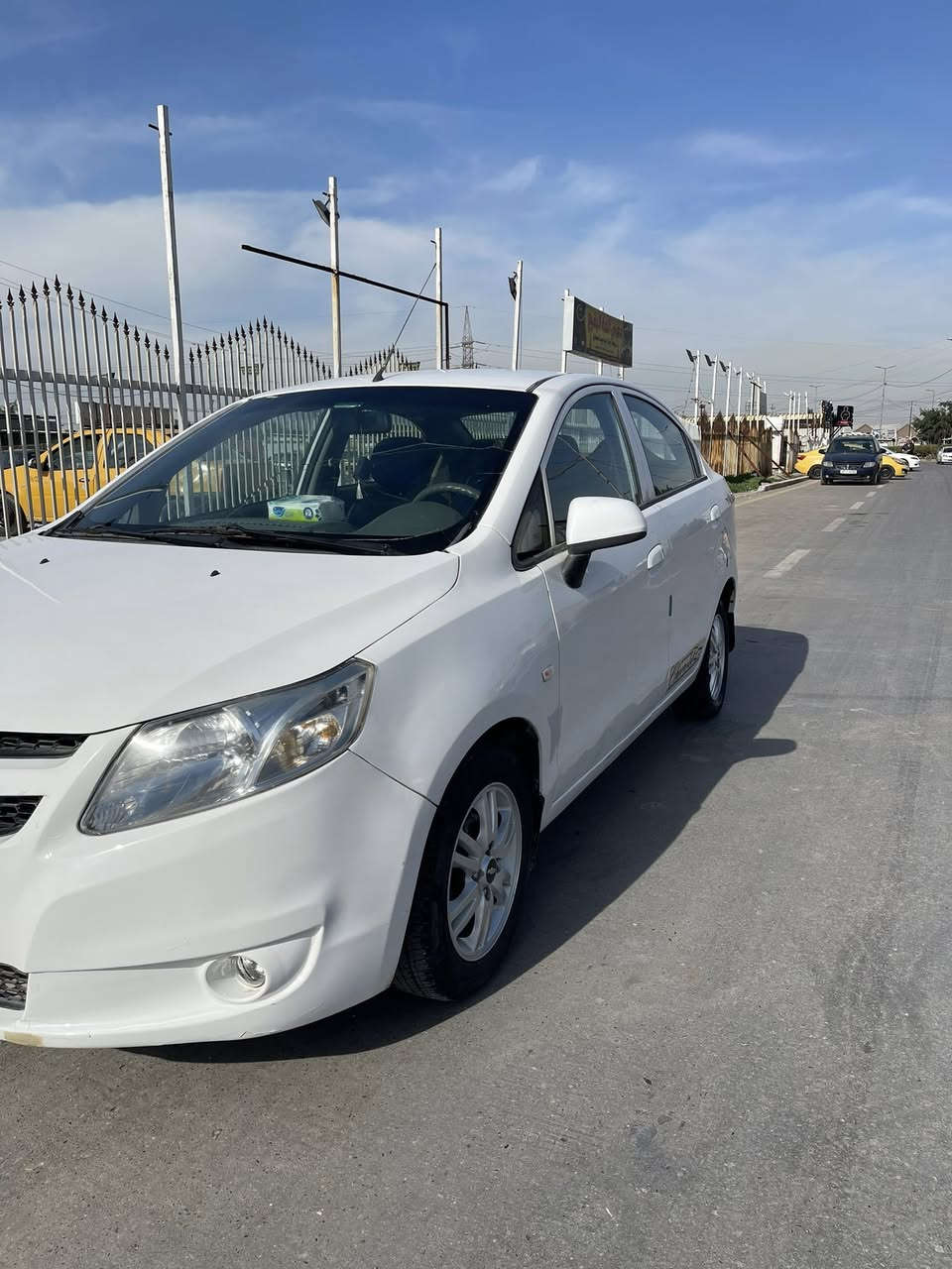 شيفروليت سايل مديل 2012 السياره على وضع الشركه ماشيه 159 كير محرك كفاله تبريد شغال مابيها نقص جاملغ خلفي صبغ السعر 52 وبيها مجال العنوان بغداد الحريه رقم الهاتف ***********
