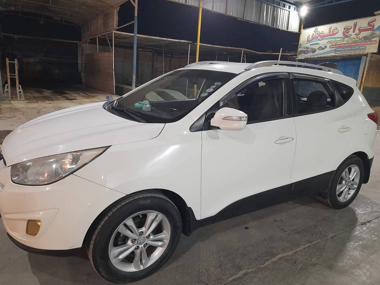 السلام عليكم ورحمة الله وبركاته
سيارة هيونداي توسان موديل ٢٠١١ بيع او مراوس بسيارة كون سعرها من ٦٥ وجوه و نتراوس حسب القناعة
السياره سعرها ١٢٨ وبيها مجال بسيط 
خليجية محرك ٢٠٠٠
 المكان صلاح الدين/تكريت/ القادسية
رقم الهاتف / ***********
