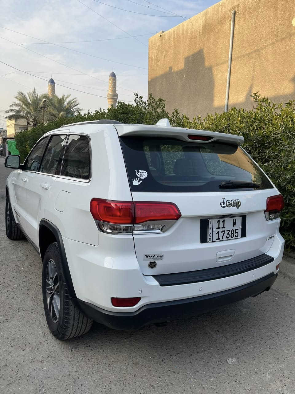 جيب شيروكي 
2019
السيارة فول مواصفات 
رقم بغداد الجديد 
السعر ٢٧٥
بغداد البلديات 
***********
