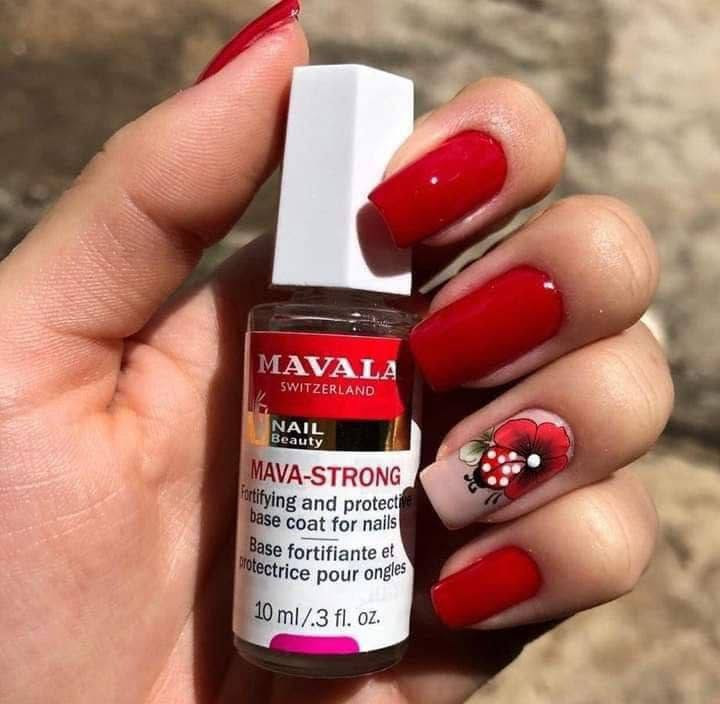 💅❤️ أظافر قوية وطويلة بلمحة سويسرية!
سيروم مافالا (Mavala) الأصلي.
❤️ المنشأ: سويسرا 🇨🇭

 🔺 يقوي الأظافر الضعيفة والمتعبة بشكل ملحوظ.
 🔺 يحفز نموها السريع ويزيد من طولها وجاذبيتها.
 🔺 يحميها بفعالية من التكسر والتقصف.
🔴 ملاحظة: المنتج الأصلي باركود سويسرا 🇨🇭


**إذا كنت صاحب هذا الإعلان وتريد حذفه لأي سبب، رجاءا أرسل رسالة إلى الدعم الفني**