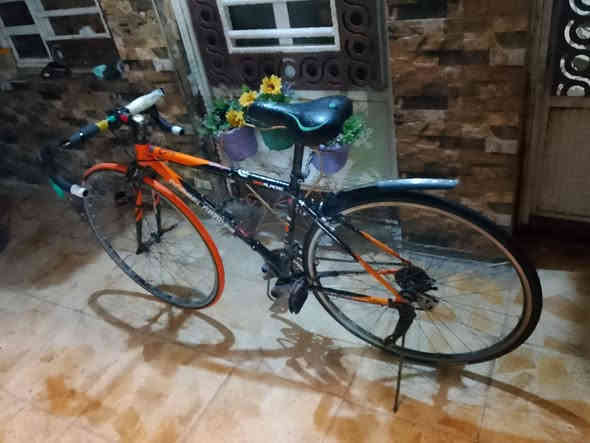 السلام عليكم
بايسكل c700 رياضي للبيع 
بايسكل كامل اي نقص ما بي عكرب ياباني اصلي 
بريكات شغالات 
العنوان العبيدي الشهداء الثانيه 
السعر 100 وبي مجال 
***********واتساب وموجود عل صفحه
