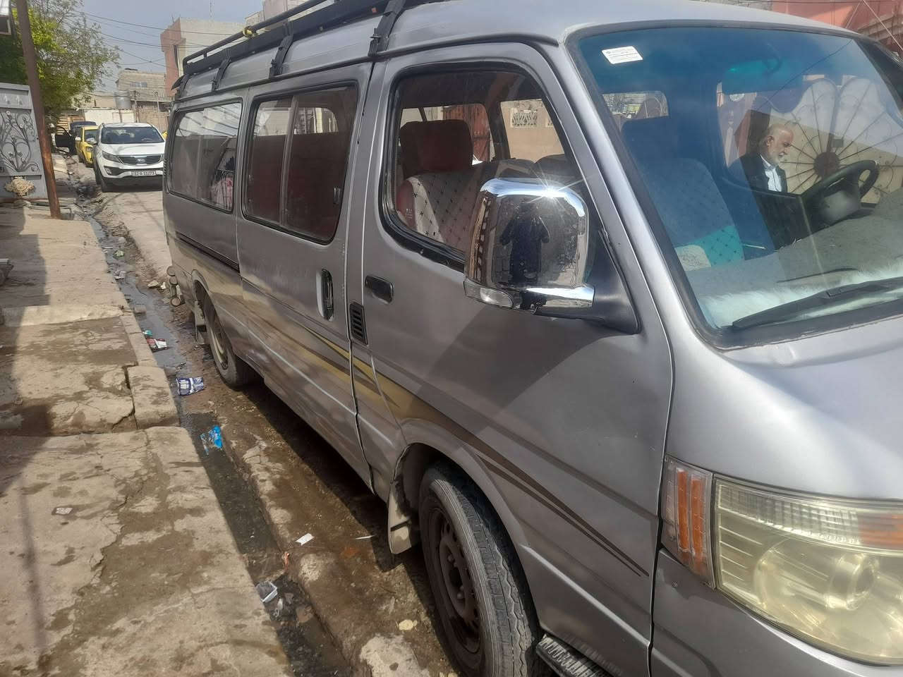 السلام عليكم كيا نفرات فتون 2011 للبيع  هيه و غرامه مصفر هزه جديد اذا اريد وكاله او تحويل تحويل بل موصل رقم ديالى
محرك وكير  اكسنت شرط  حدادين و صبغ جديد  
تواصل معا صاحب السياره لا أحد يجي خاص السعر 55 مكان سياره موصل  ***********
